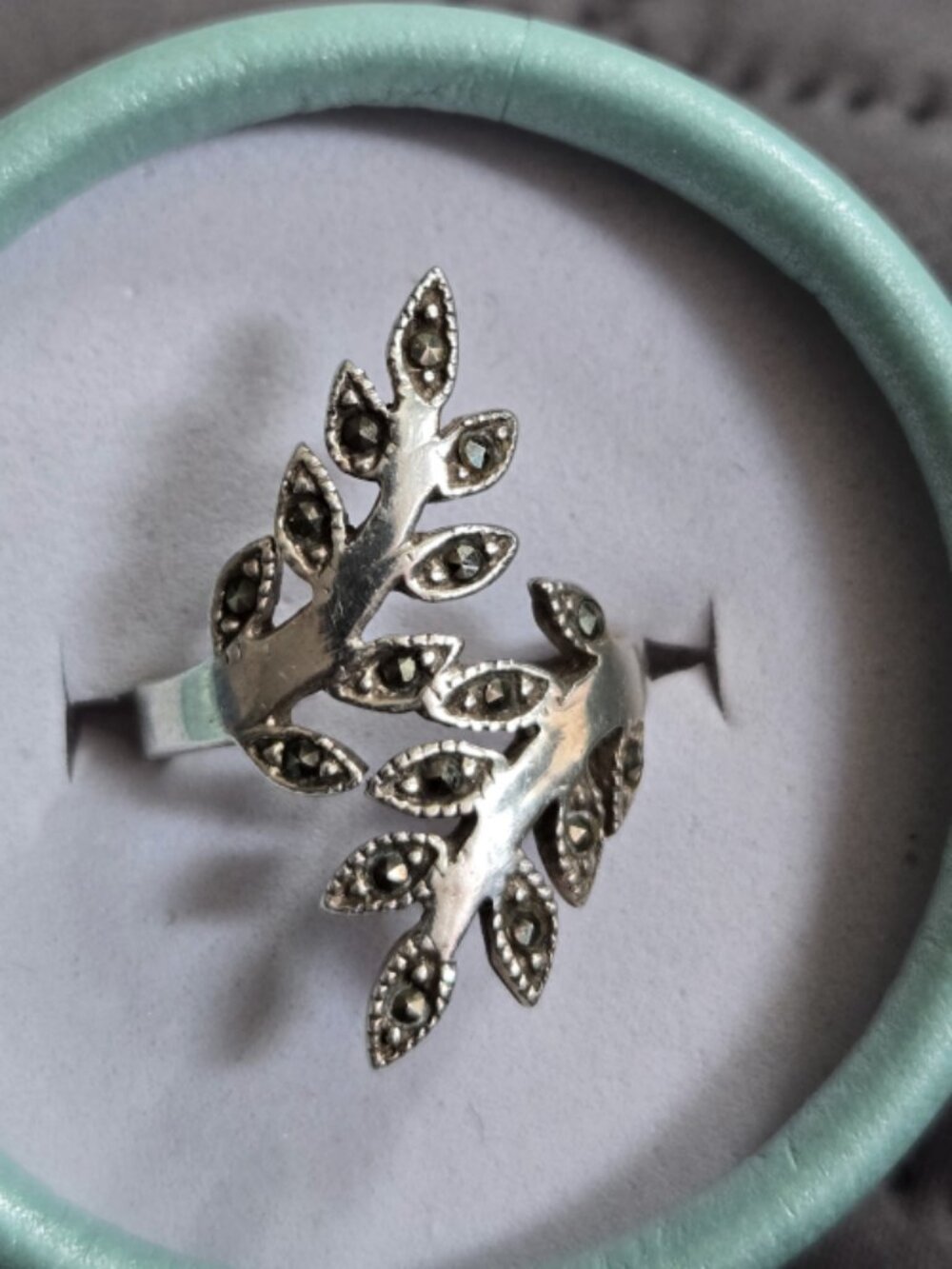 Vintage 925 Silver Ring with Marcasite Stones